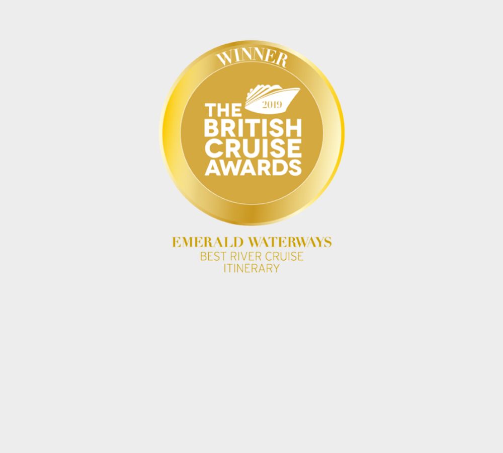 The British Cruise Awards logo 2019
